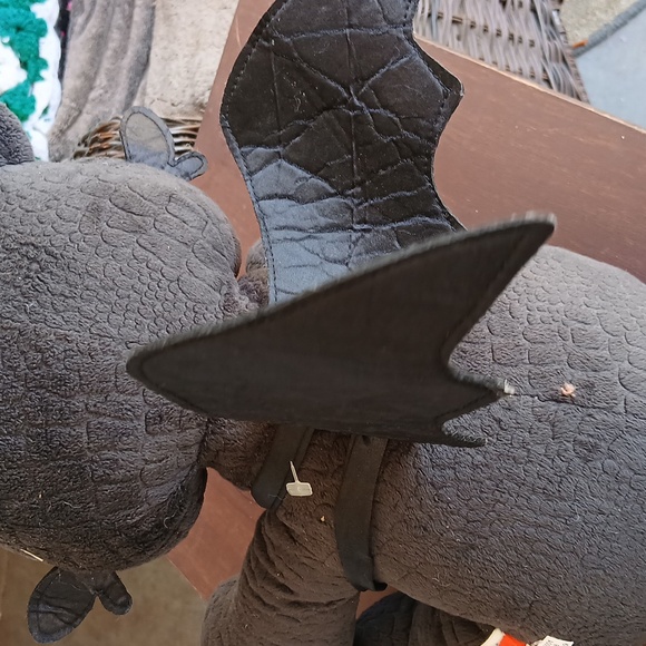 Plush BAB Toothless Dragon with Wings Dream Works How to Train Your Dragon - Picture 4 of 4